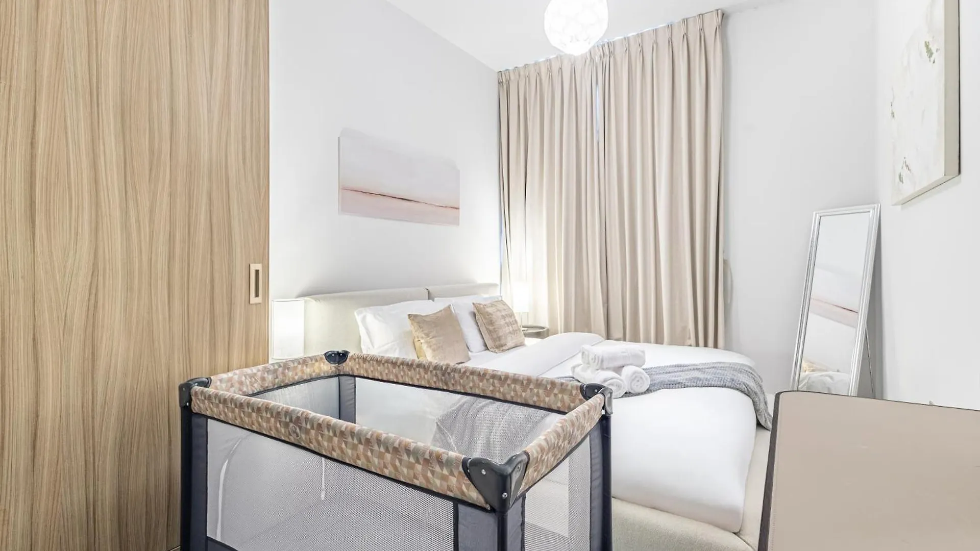 Lejlighed Families & Groups Paradise - 3 Min Walk To Reem Central Park And Beach - 10 People - Big Balcony - High Floor Abu Dhabi