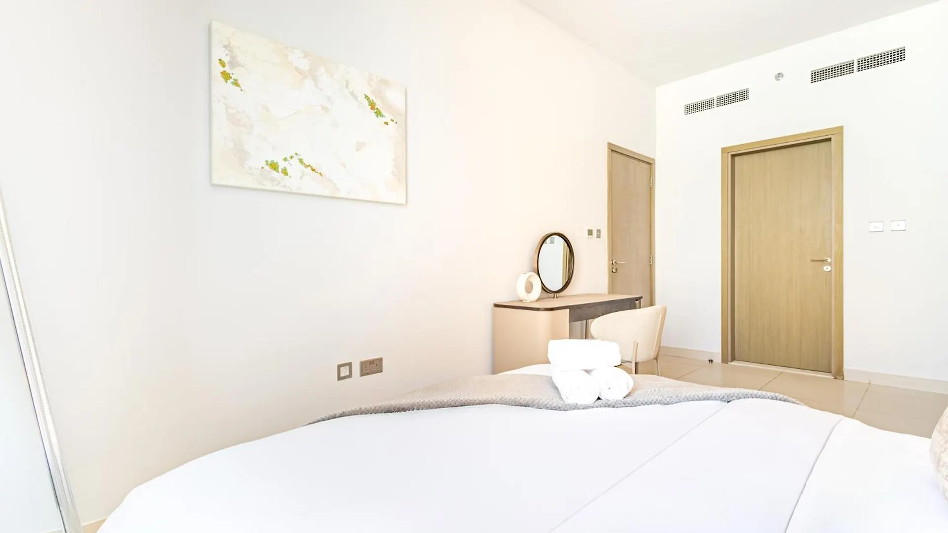 Families & Groups Paradise - 3 Min Walk To Reem Central Park And Beach - 10 People - Big Balcony - High Floor Abu Dhabi Forenede Arabiske Emirater