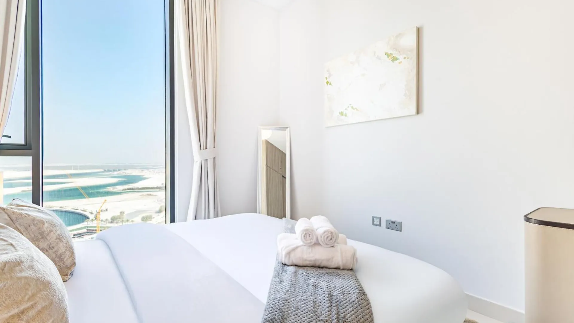 Families & Groups Paradise - 3 Min Walk To Reem Central Park And Beach - 10 People - Big Balcony - High Floor Abu Dhabi Lejlighed