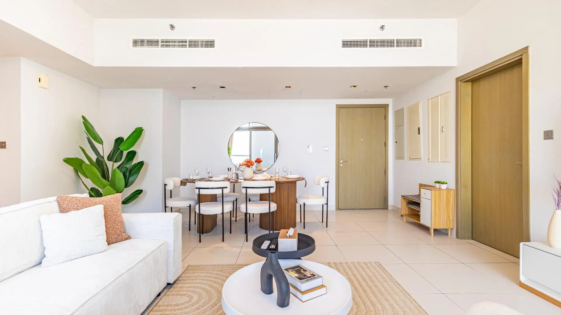 Families & Groups Paradise - 3 Min Walk To Reem Central Park And Beach - 10 People - Big Balcony - High Floor Abu Dzabi