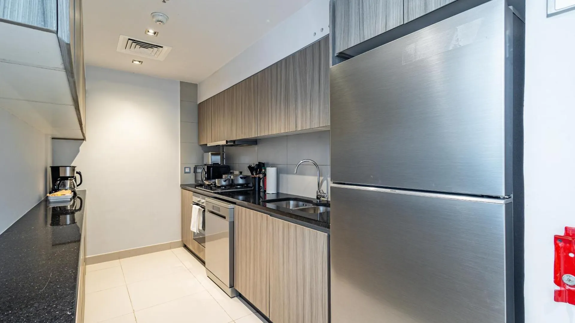 Families & Groups Paradise - 3 Min Walk To Reem Central Park And Beach - 10 People - Big Balcony - High Floor Abu Dzabi Apartman
